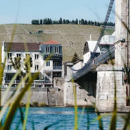 فندق Les Deux Coteaux Tain-lʼHermitage