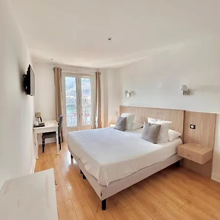 Les Deux Coteaux 3*