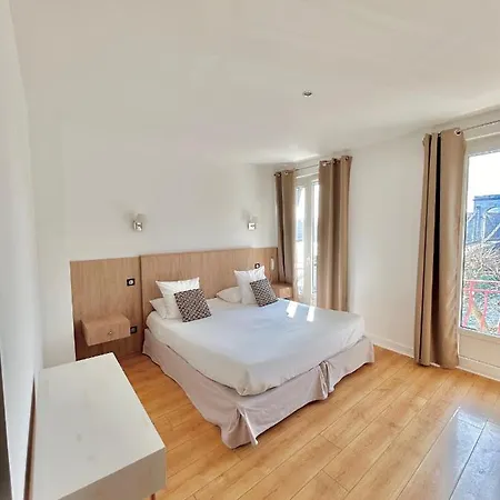 Les Deux Coteaux 호텔 3*