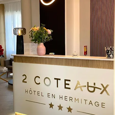 호텔 Les Deux Coteaux 3*
