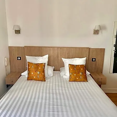 Les Deux Coteaux Hotel 3*