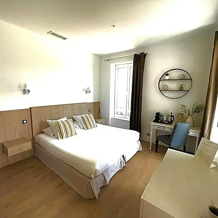 Hotel Les Deux Coteaux 3*